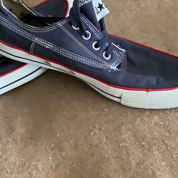 Converse All Star Sneaers Men’s 11 - Picture 3 of 9